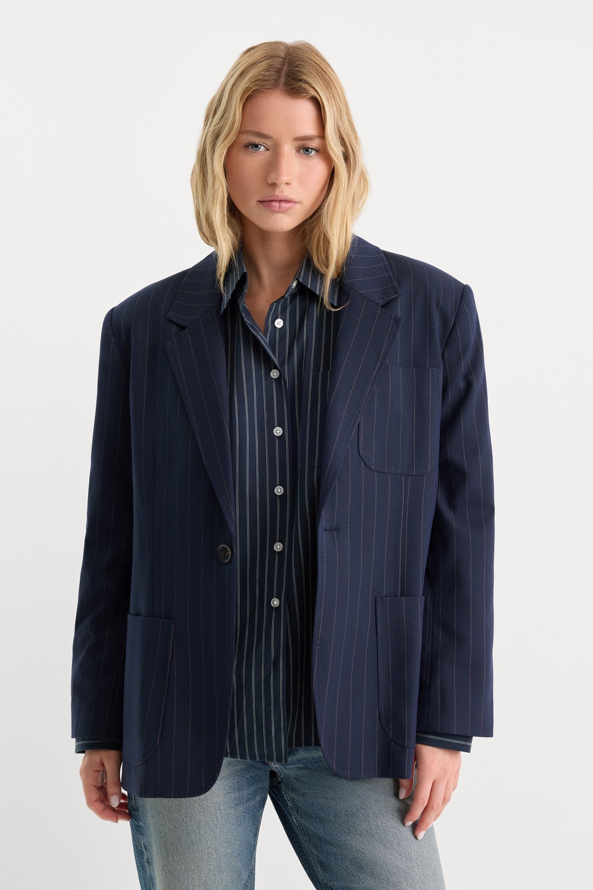 Premium THE OVERSIZED BLAZER NAVY PINSTRIPE