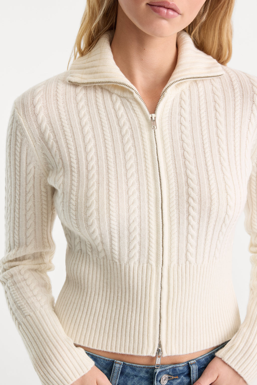 Premium THE CABLE ZIP UP CHALK