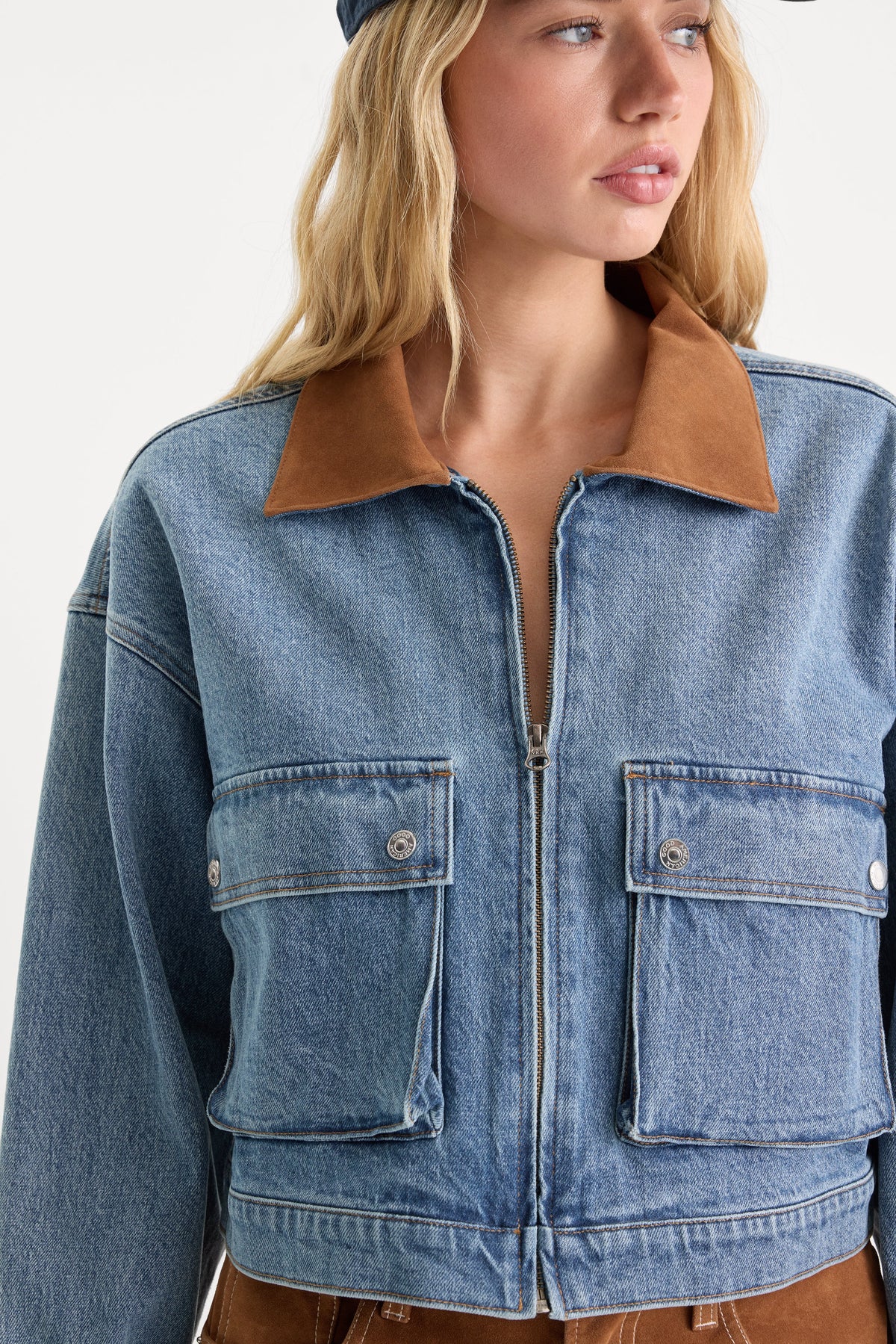 Premium THE DENIM SWING CROPPED JACKET AMBER