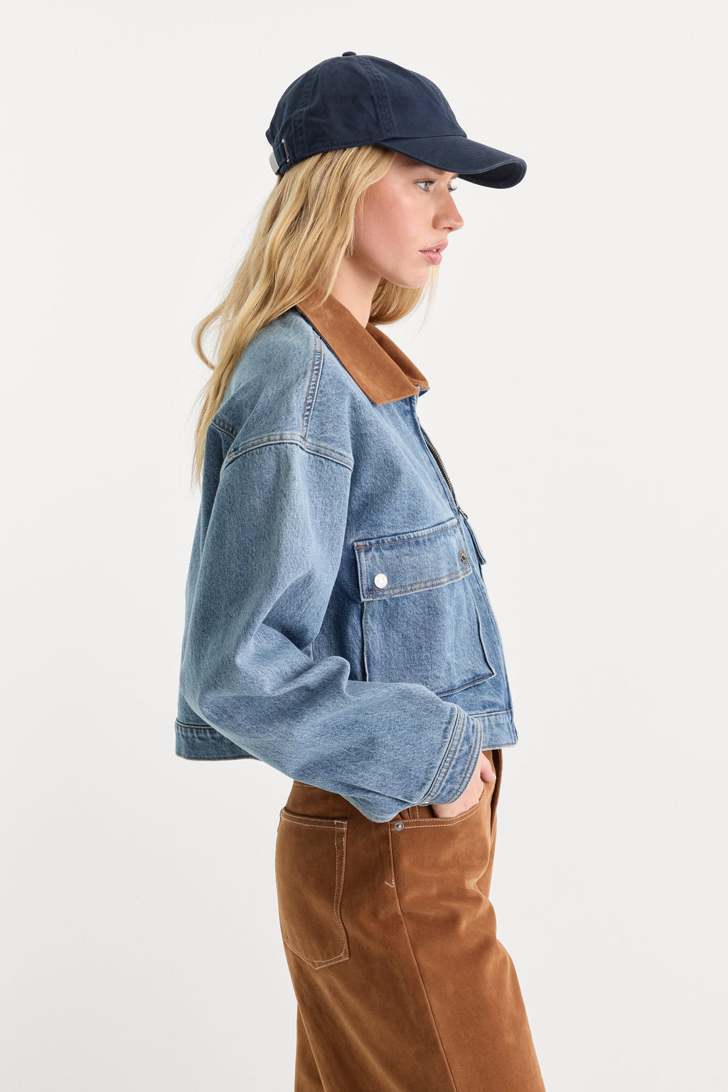 Premium THE DENIM SWING CROPPED JACKET AMBER