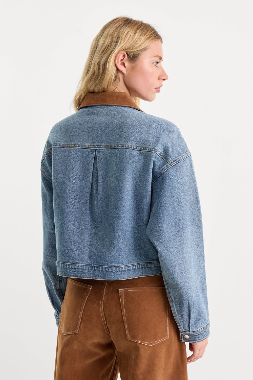 Premium THE DENIM SWING CROPPED JACKET AMBER