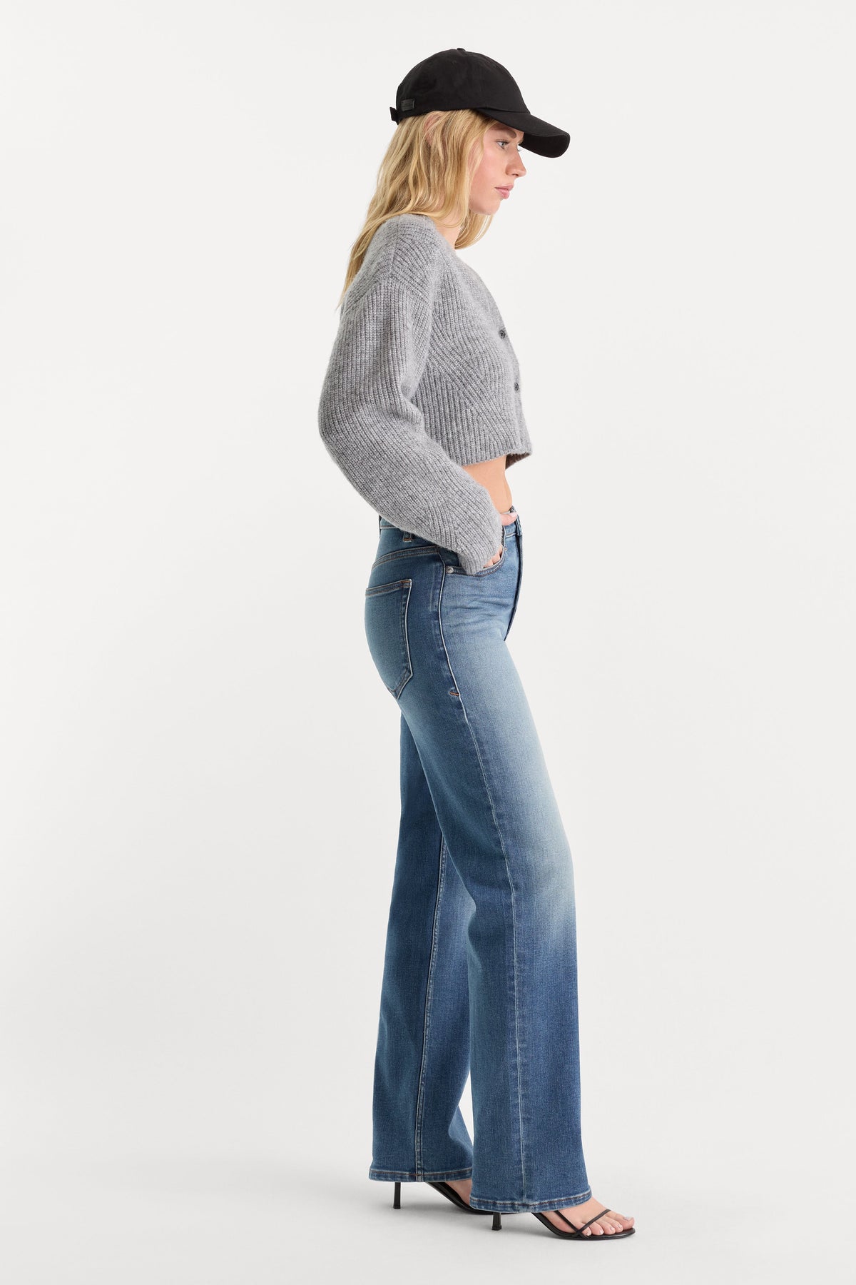 Premium GOOD TRUE STRAIGHT JEANS CRESTVIEW