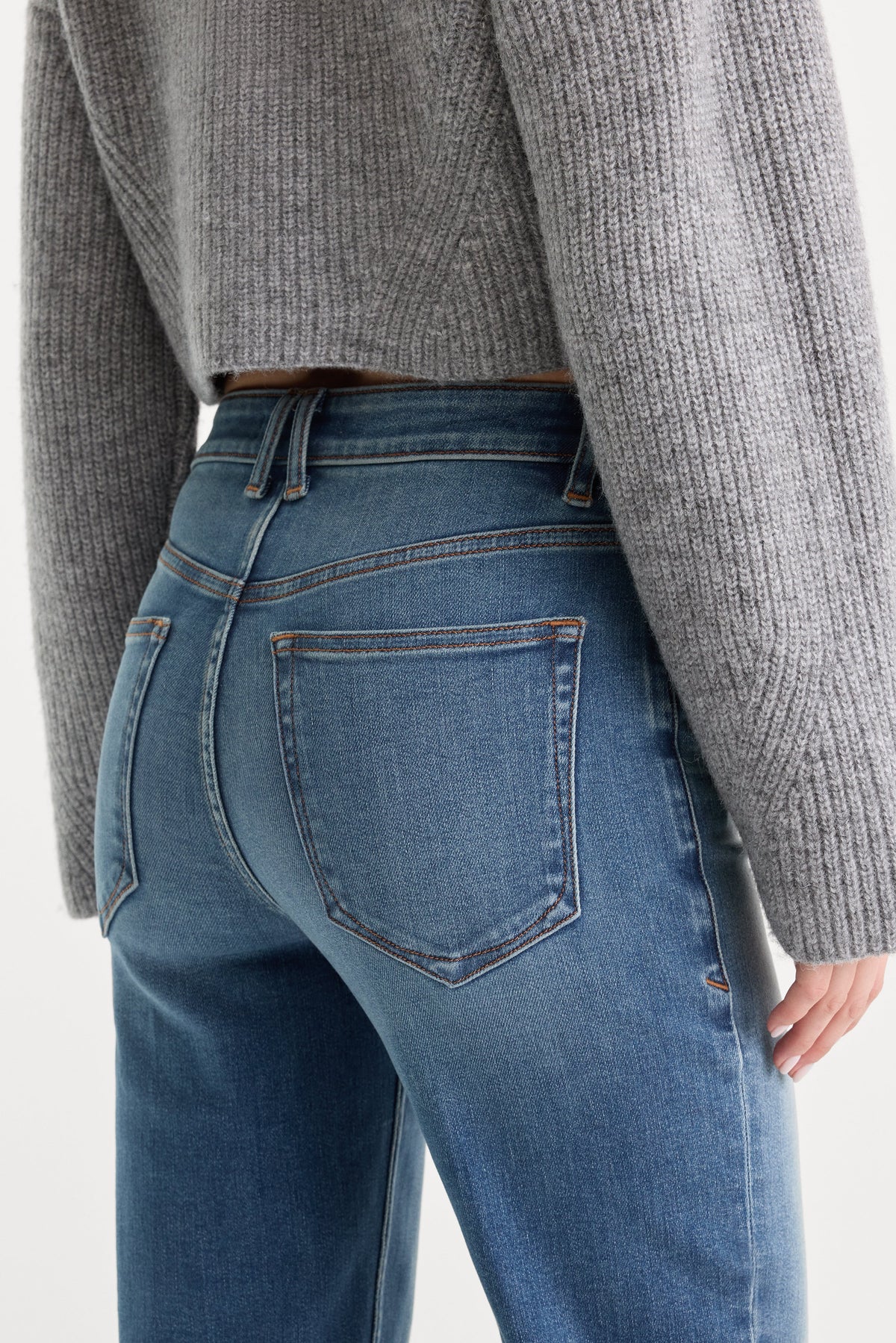 Premium GOOD TRUE STRAIGHT JEANS CRESTVIEW