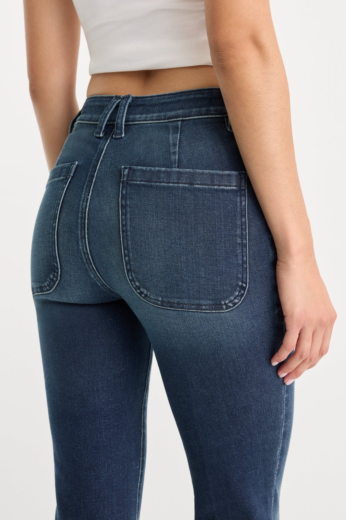 Premium GOOD PETITE FLARE JEANS LYRICAL