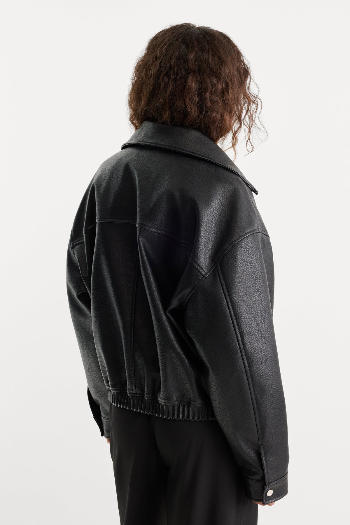 Premium THE BETTER THAN LEATHER FUNNEL JACKET BLACK001