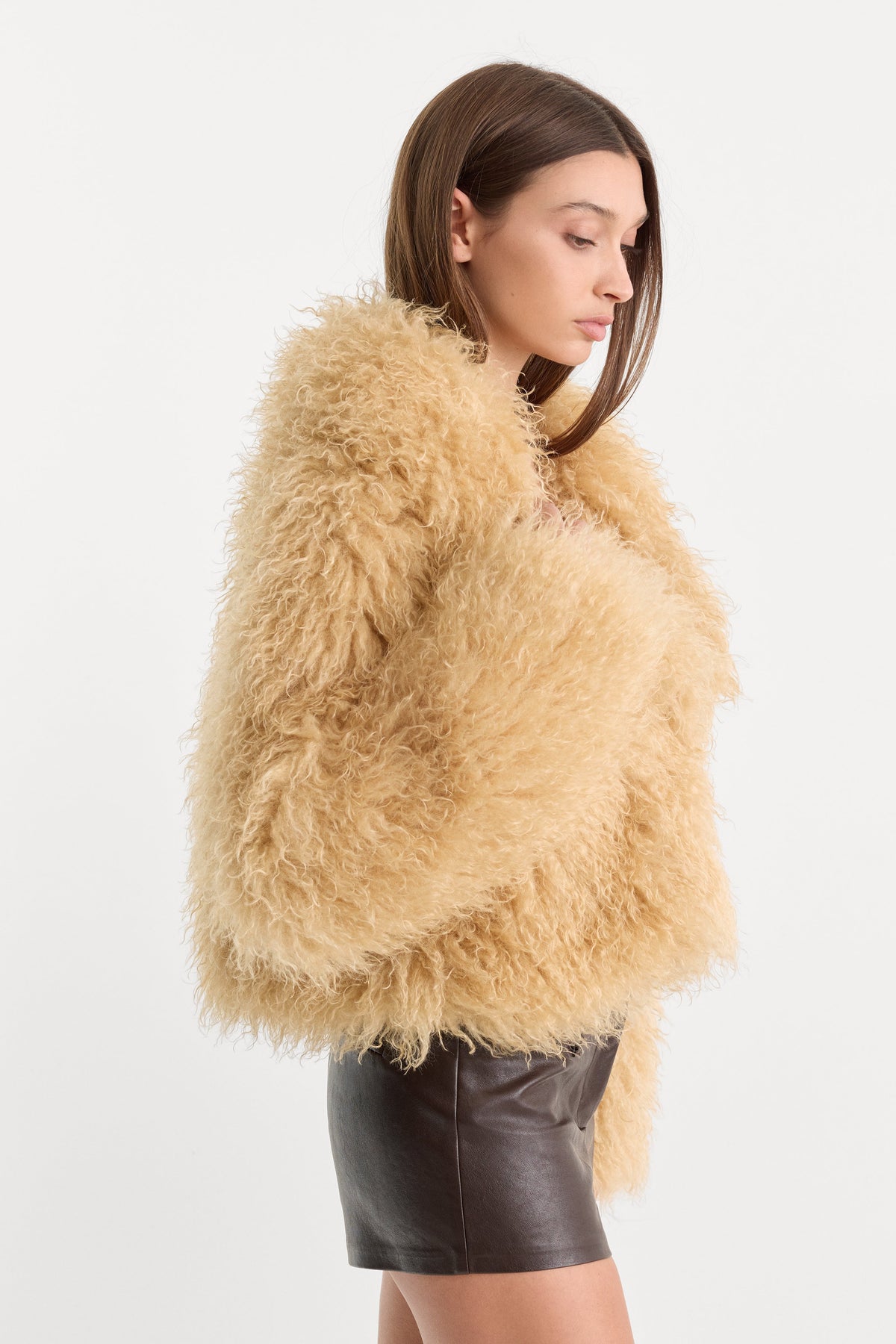Premium THE FAUX FUR COAT SAND