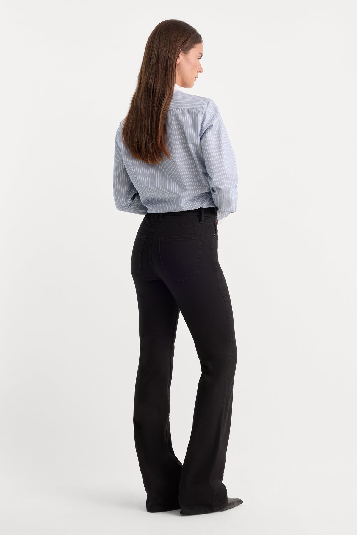 Premium NEVER FADE GOOD CLASSIC SLIM BOOTCUT JEANS BLACK