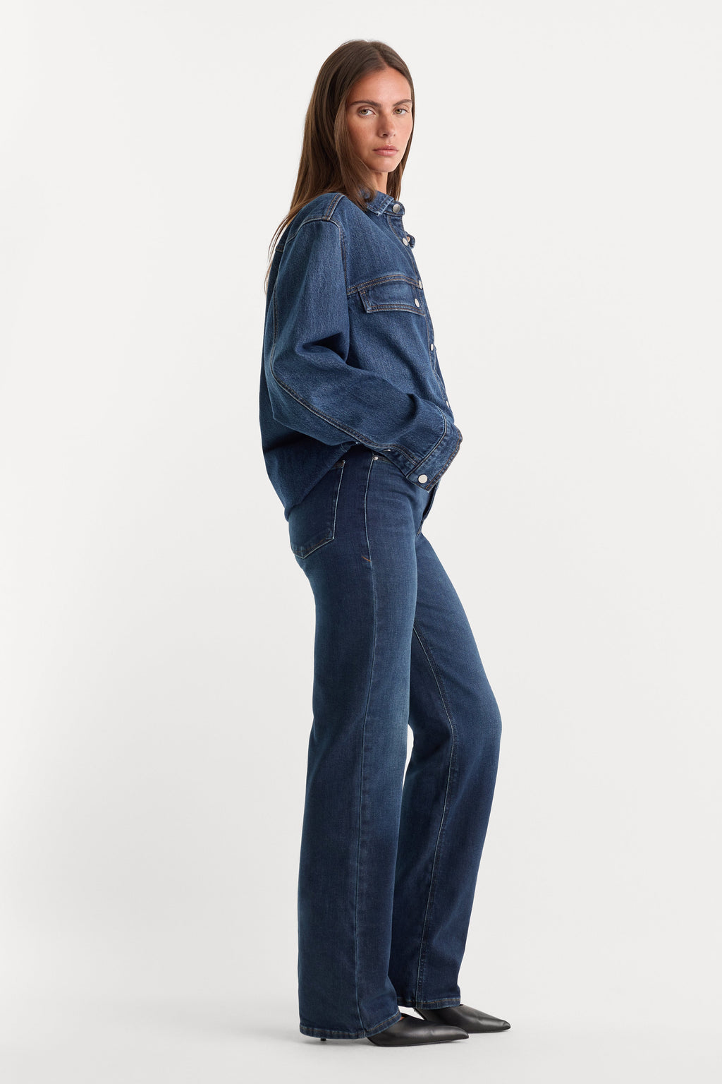 Premium SOFT TECH GOOD TRUE STRAIGHT JEANSINDIGO572