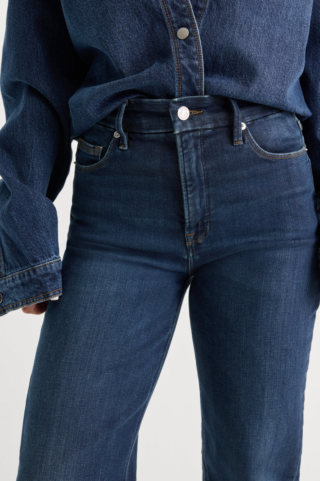 Premium SOFT TECH GOOD TRUE STRAIGHT JEANSINDIGO572