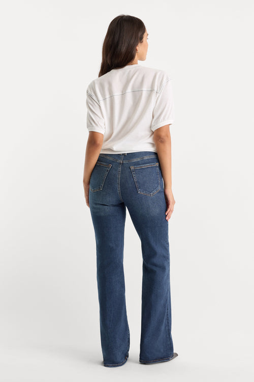 Premium ALWAYS FITS GOOD CLASSIC BOOTCUT JEANS INDIGO446