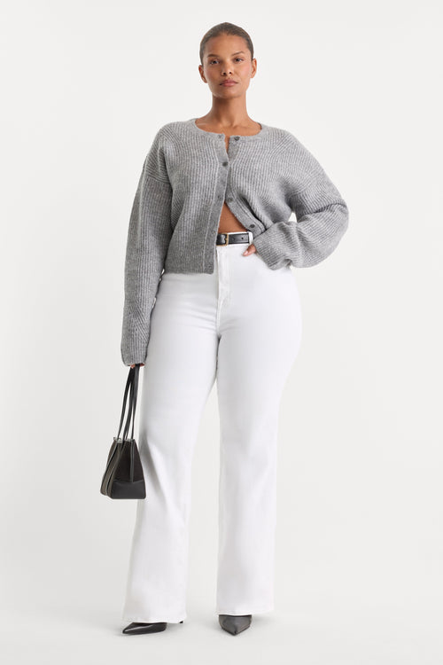 Premium ALWAYS FITS GOOD CLASSIC BOOTCUT JEANS WHITE