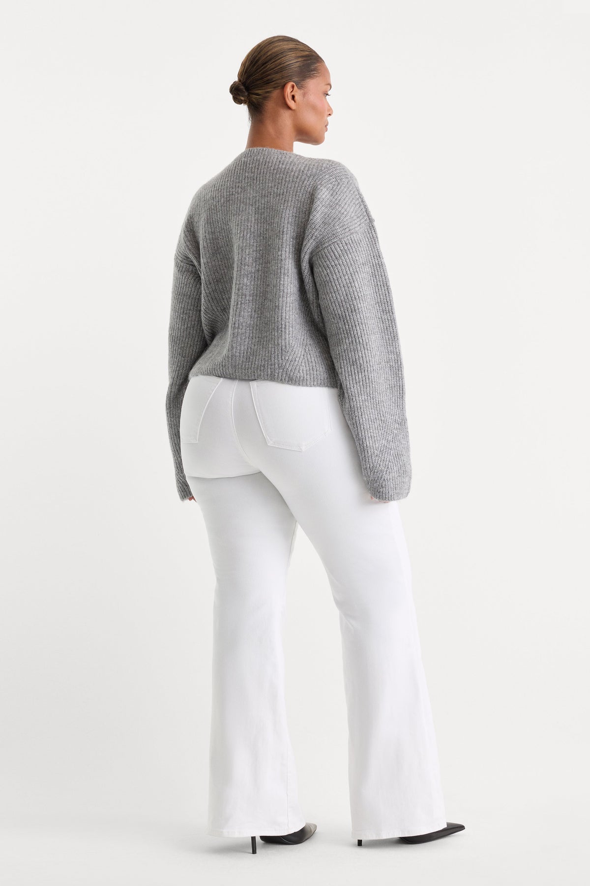 Premium ALWAYS FITS GOOD CLASSIC BOOTCUT JEANS WHITE