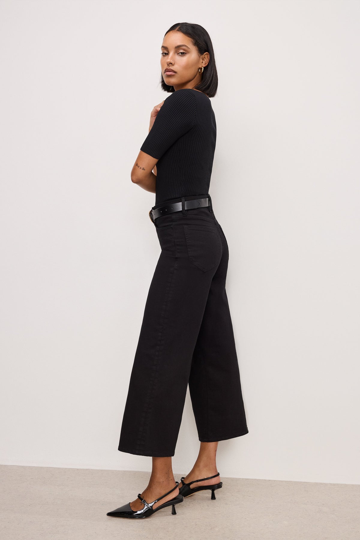 Premium NEVER FADE GOOD WAIST CROPPED PALAZZO JEANS BLACK001