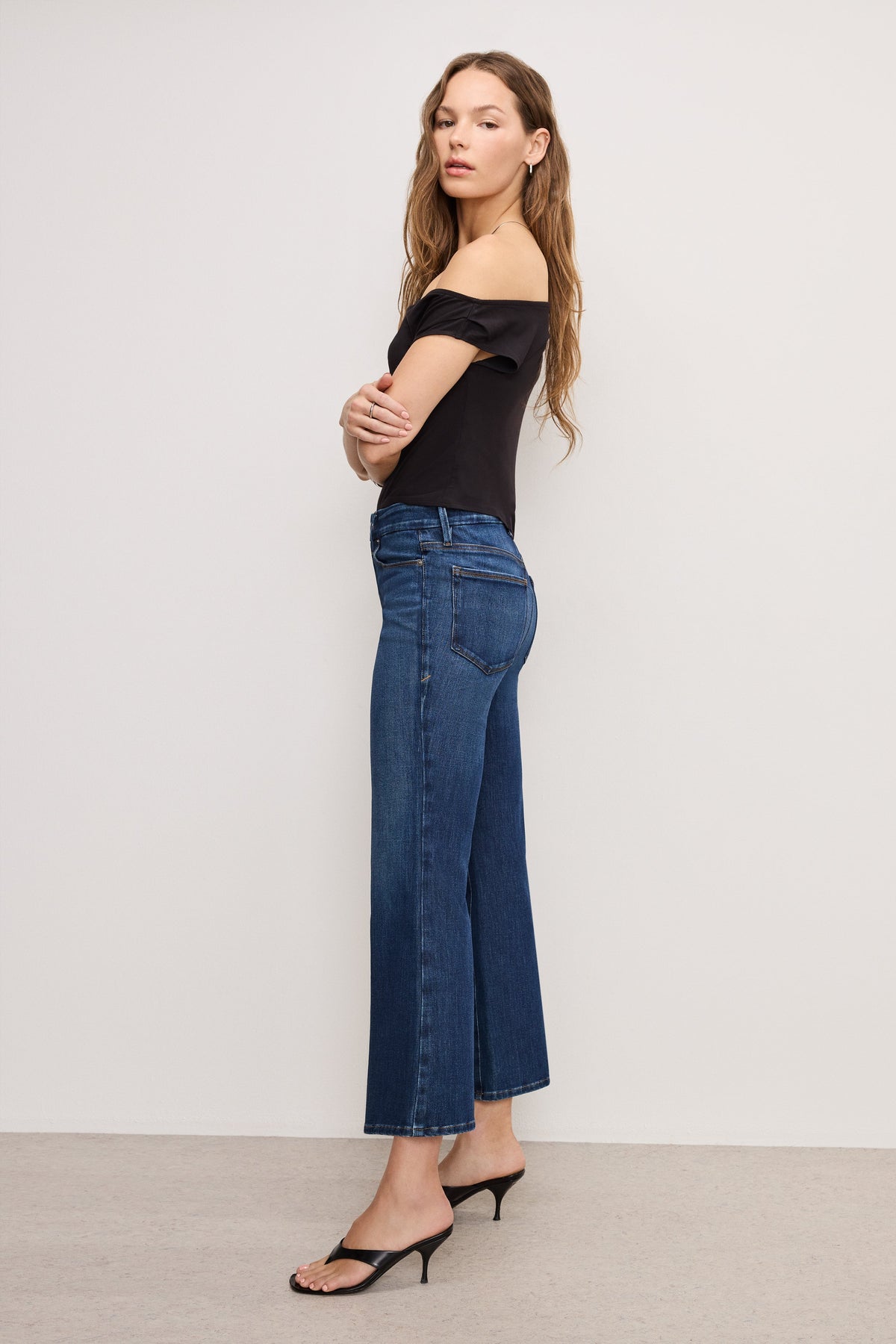 Premium SOFT TECH GOOD LEGS CROPPED MINI BOOT JEANS INDIGO977