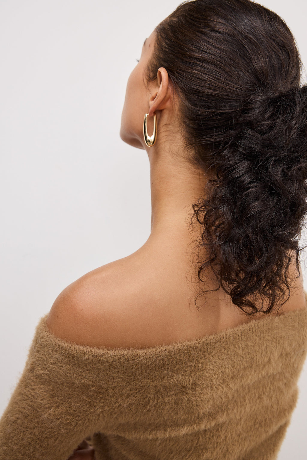 Premium OFF SHOULDER PLUSH TOP WARM CARAMEL003