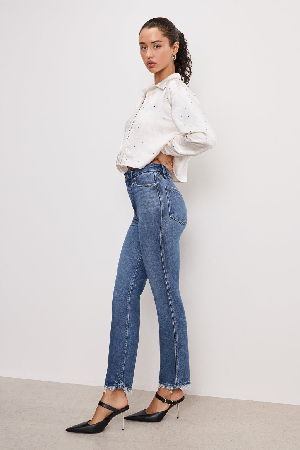 Premium SOFT TECH GOOD CURVE STRAIGHT JEANS INDIGO737