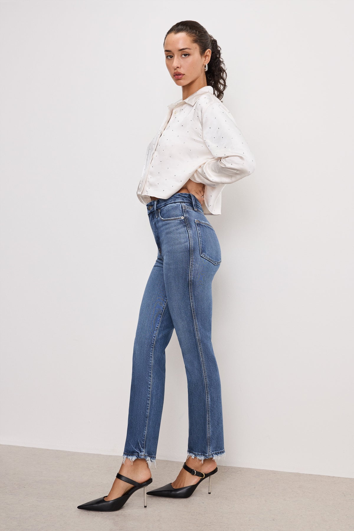 Premium SOFT TECH GOOD CURVE STRAIGHT JEANS INDIGO737