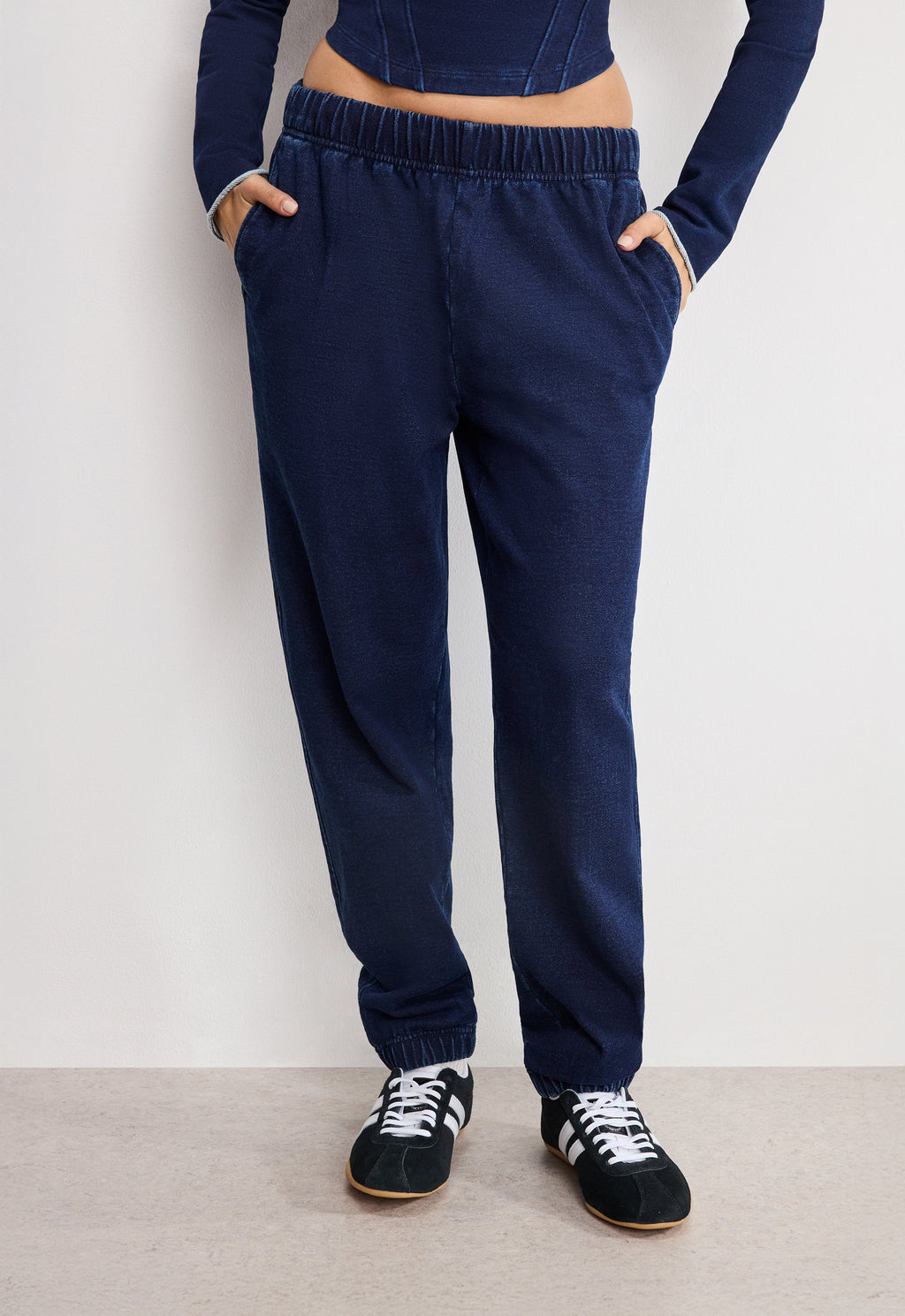 Premium JEANIUS BOYFRIEND SWEATPANTS INDIGO1029